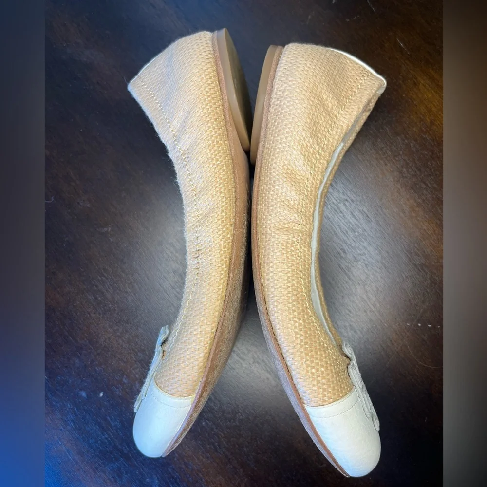 Tori Burch Carina Raffia Tan and White Size 7 Flats - Picture 4 of 9